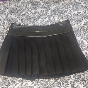 Elegant Black Pleated Skort